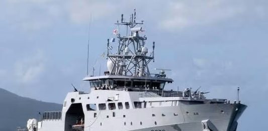 French ships visit Hobart amid regional tensions