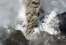 Acid rain falls on Vanuatu islands as volcano continues to belch ash