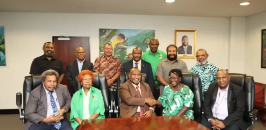 Bougainville MP challenges PNG lawmakers to ‘have some guts’ on independence vote