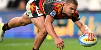 Chiefs punish Fijian Drua to remain second on Super Rugby ladder