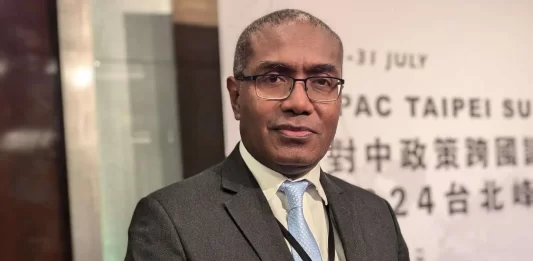 Solomon Islands MP Kenilorea challenges Governor General, defends court move