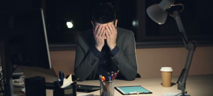 Long hours, stress and harassment are causing hundreds of thousands of early deaths, says UN labour agency