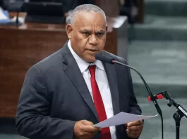 Vanuatu Government maintains firm position on Matthew and Hunter