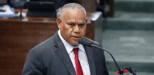 Vanuatu Government maintains firm position on Matthew and Hunter