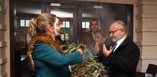 Solomons PM to meet Albanese with China pact in focus