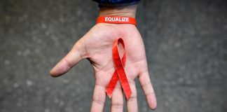 WHO and UNAIDS warn HIV gains at risk as funding cuts threaten AIDS response