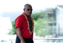 Samoa Minister threatens to revoke Samoa Observer business license