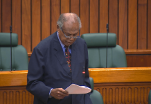 Dr Marat presents Bougainville Affairs Bipartisan report