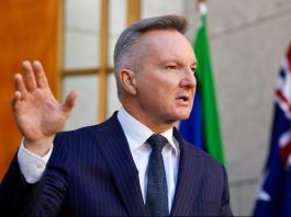 Australia may be forced to loosen attendance requirements at UN climate event in Pacific, foreign officials say