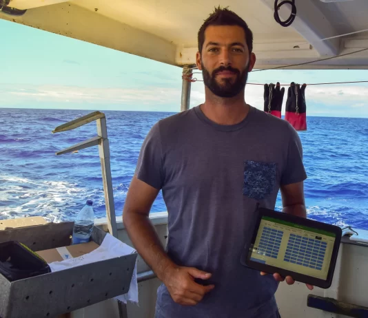How one observer transformed electronic reporting in the Pacific?