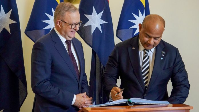 Australia treaty commitee clears Air services deals with Kiribati, Naoero