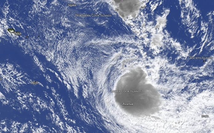 Warnings in place as Wati bears down on southern Cook Islands